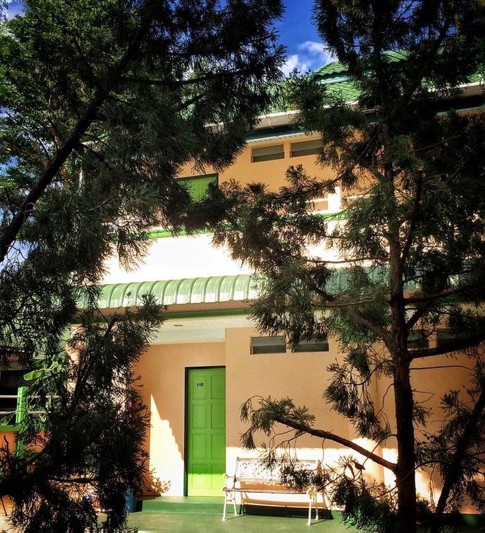 J.Holiday Inn Krabi town Dış mekan fotoğraf