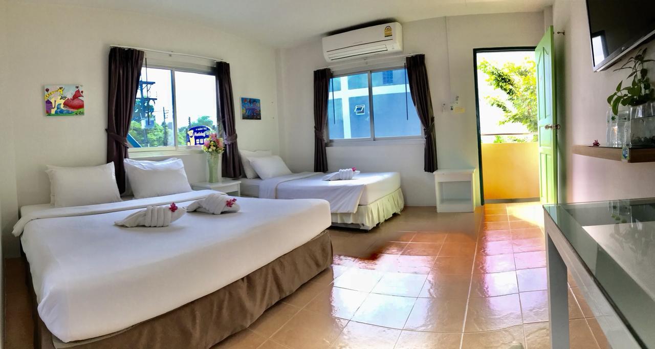 J.Holiday Inn Krabi town Dış mekan fotoğraf