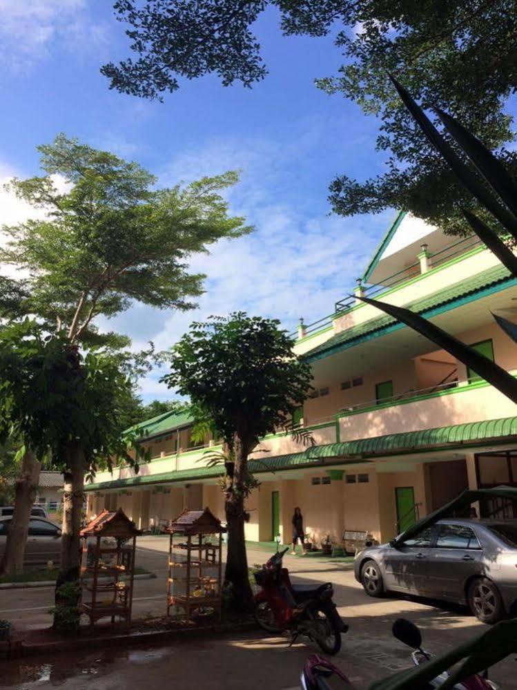 J.Holiday Inn Krabi town Dış mekan fotoğraf